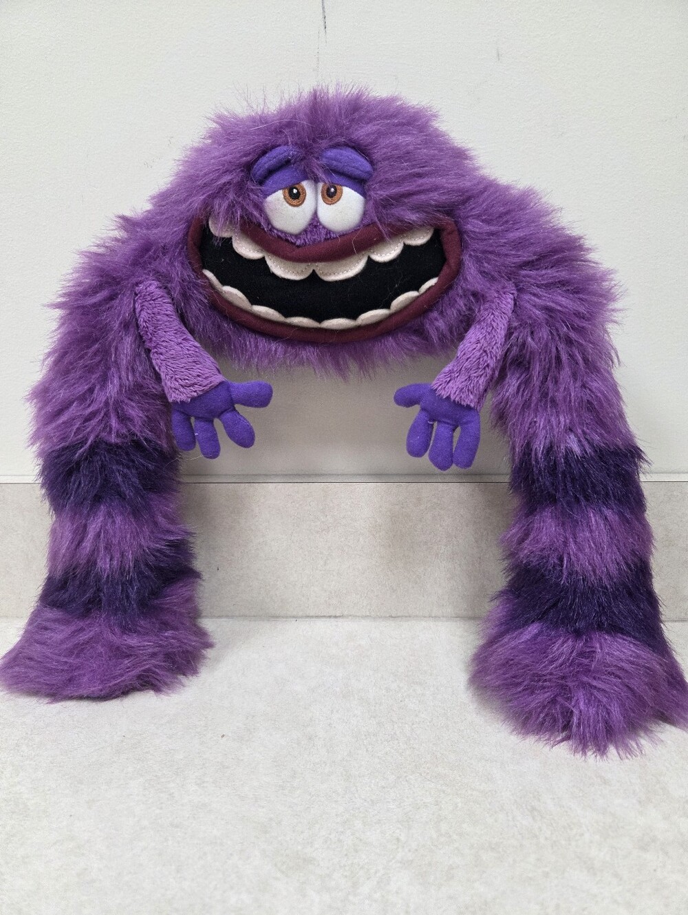 Disney Store Monsters University "Art" 13" Posible Purple Monster Plush
